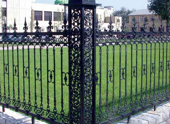 鐵藝護欄 鐵藝護欄